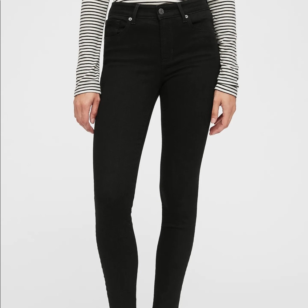 Gap Factory MidRise Universal Legging Jeans